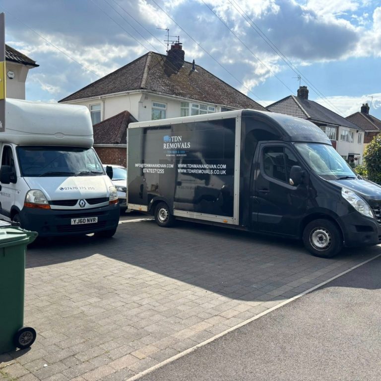 removals in corby luton van corby